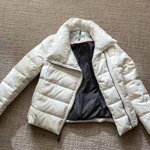 Excellent used condition white puffer jacket